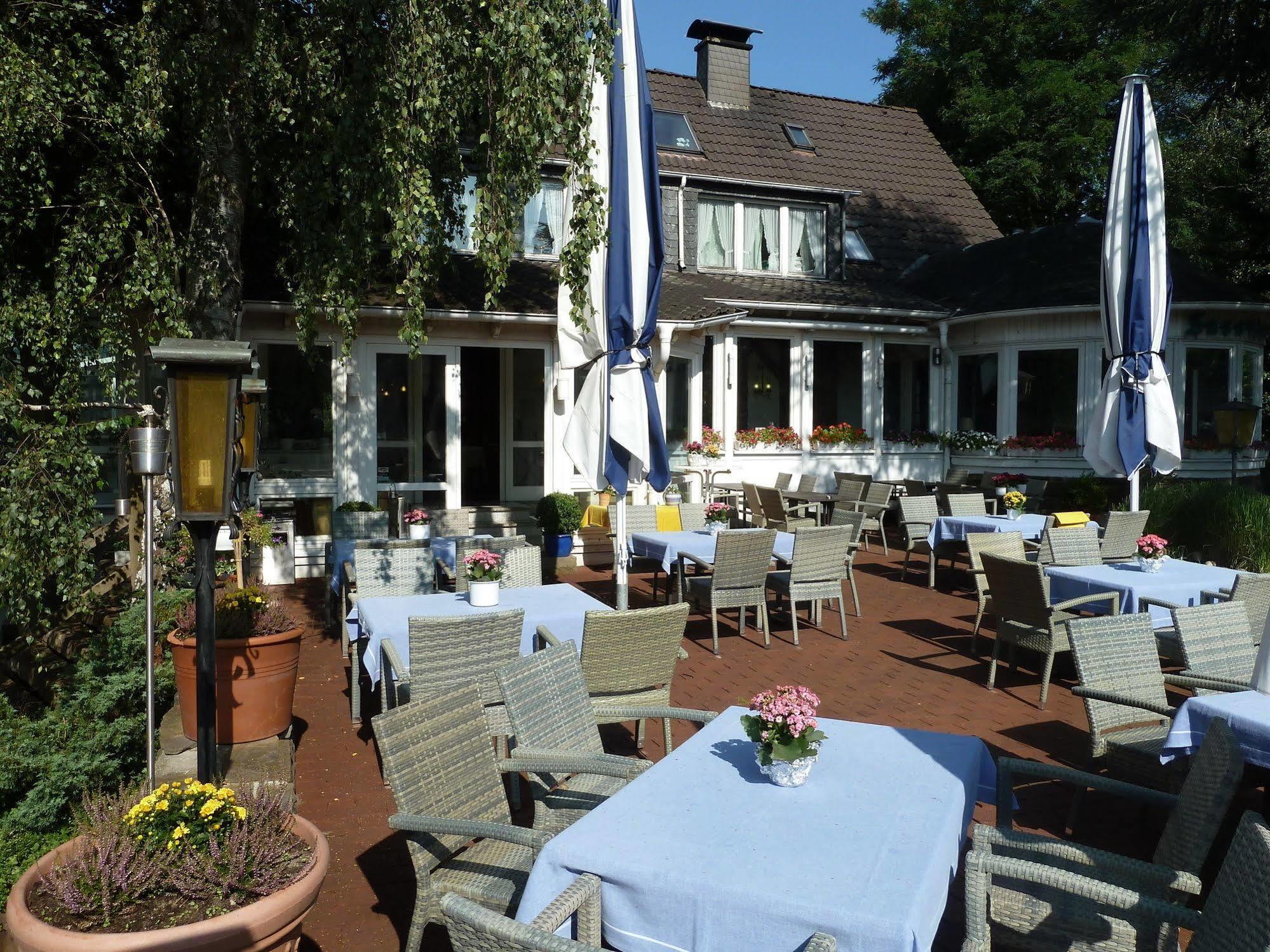 Landhaus Sassenhof Mulheim an der Ruhr Bagian luar foto