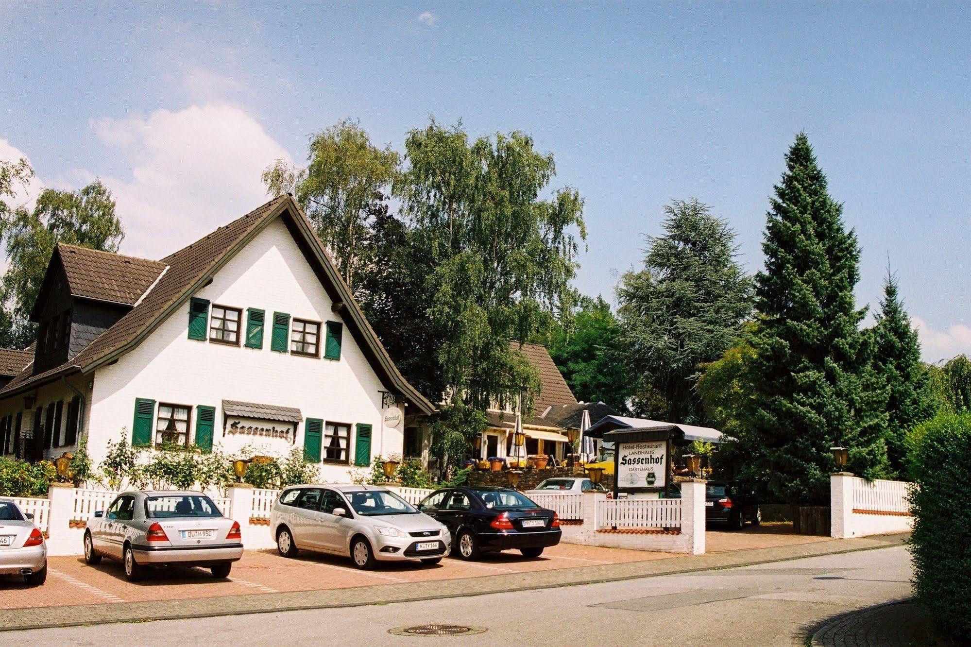 Landhaus Sassenhof Mulheim an der Ruhr Bagian luar foto