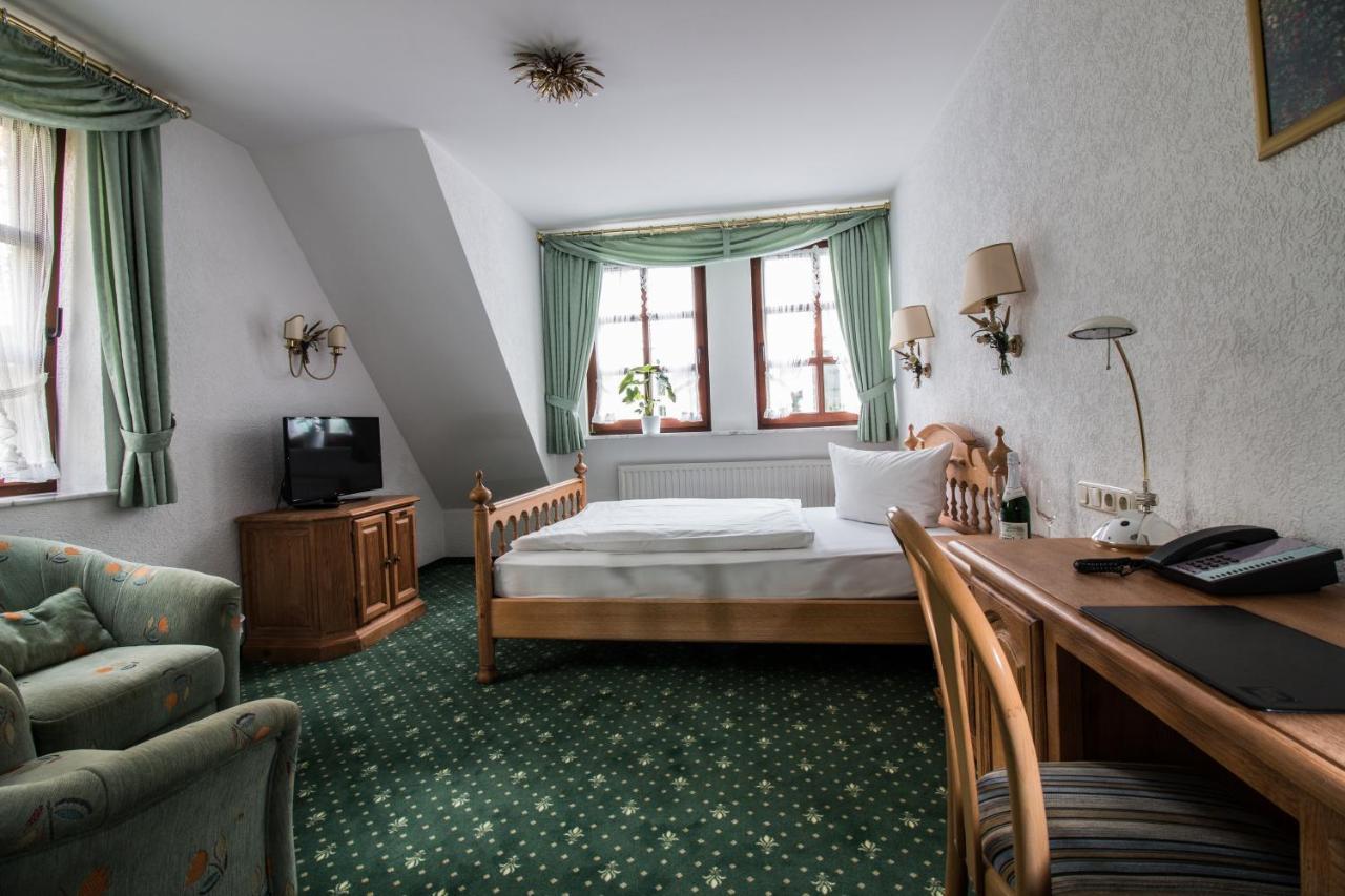 Landhaus Sassenhof Mulheim an der Ruhr Bagian luar foto